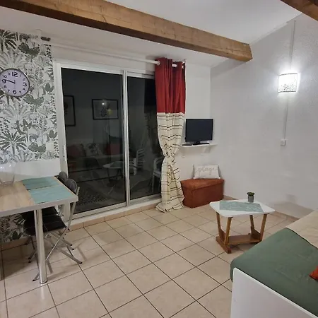 Les Cigalines Tres Proche Village Natu Ferienhaus *