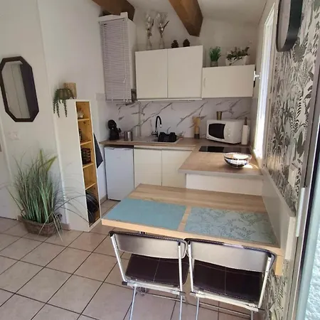 Les Cigalines Tres Proche Village Natu Ferienhaus Agde