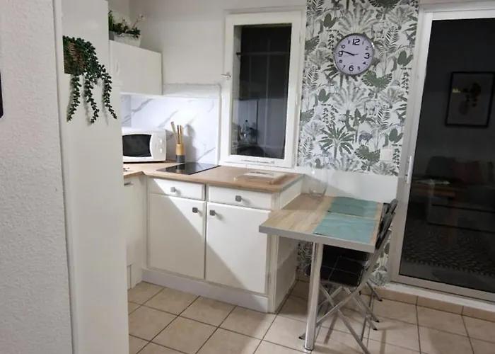 Les Cigalines Tres Proche Village Natu * آجد